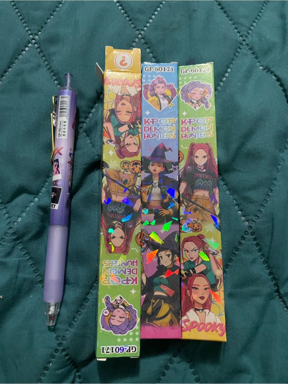 K-Pop Demon Hunters Holographic pens